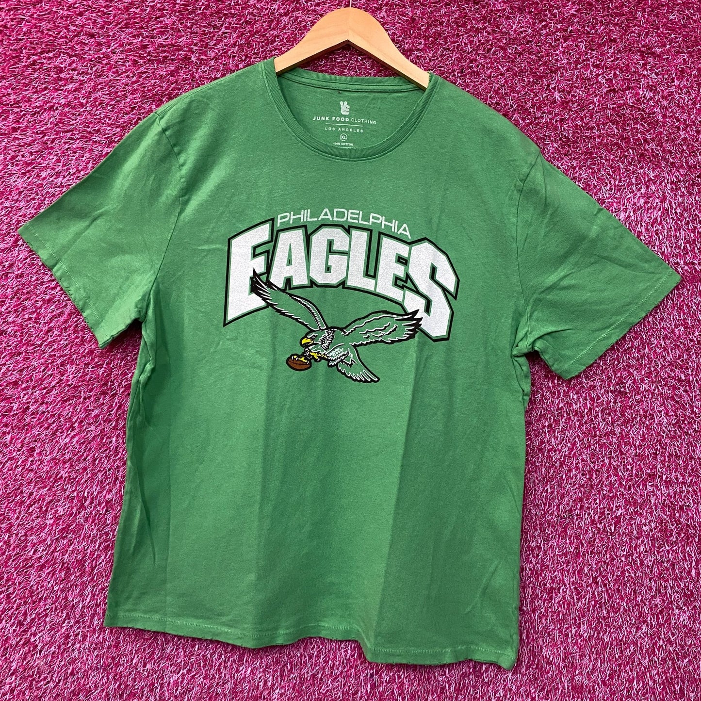 NFL Junk Food Philadelphia Eagles Gray Tshirt size XL