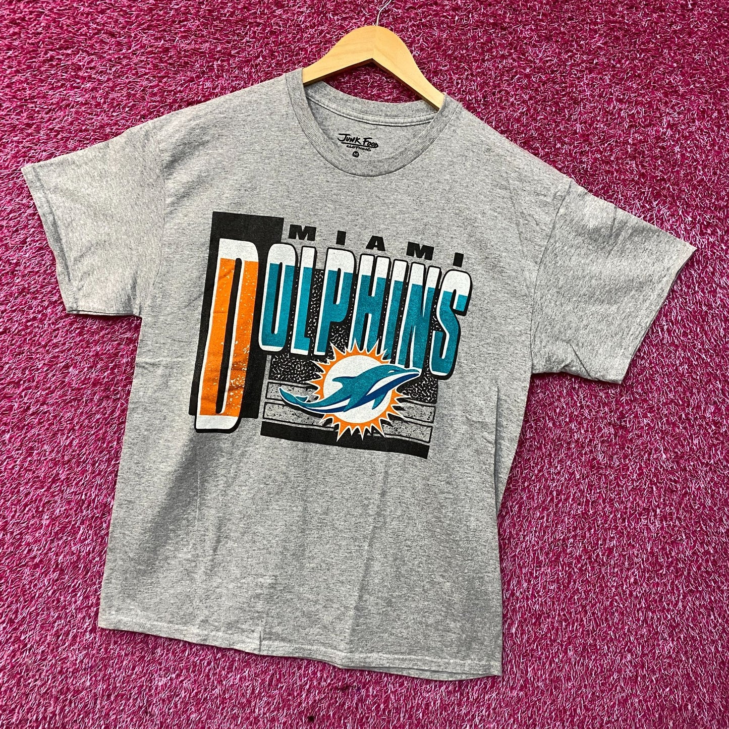 Junk Food NFL Miami Dolphins Logo T-Shirt Medium