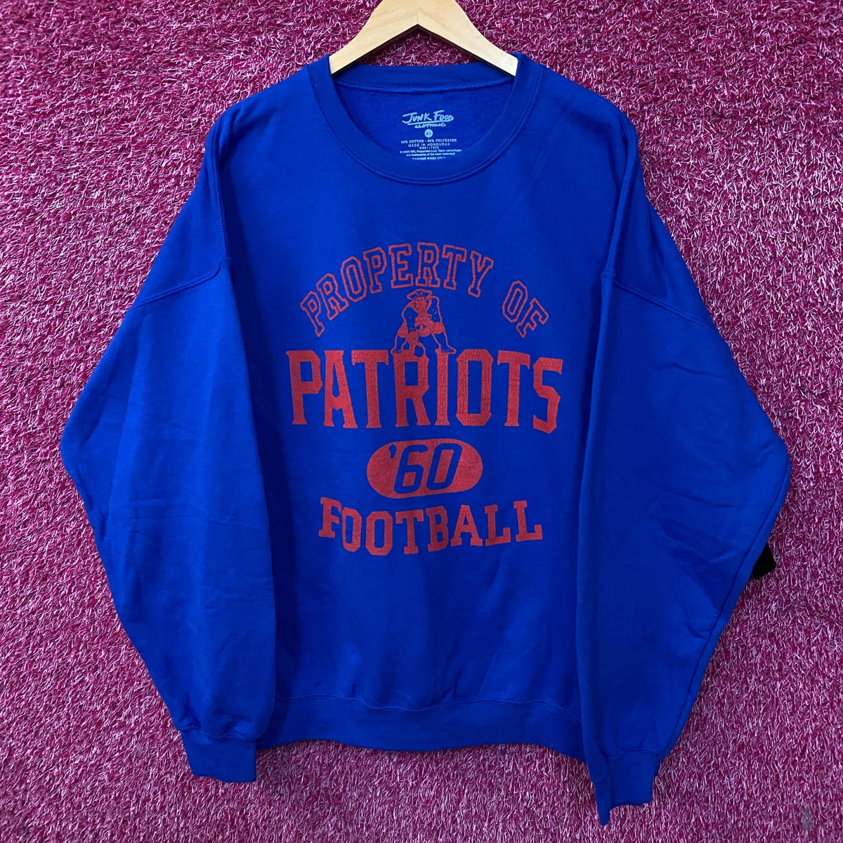 Junk Food Clothing New England Patriots Property Flea Market Crew Fleece XL