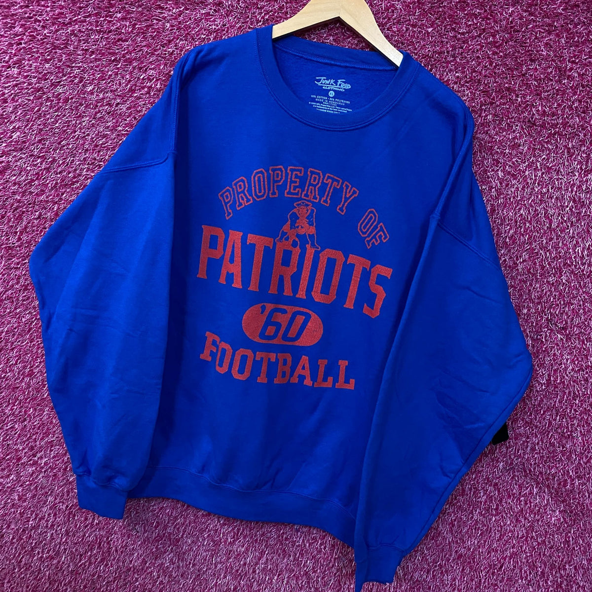 Junk Food Clothing New England Patriots Property Flea Market Crew Fleece XL