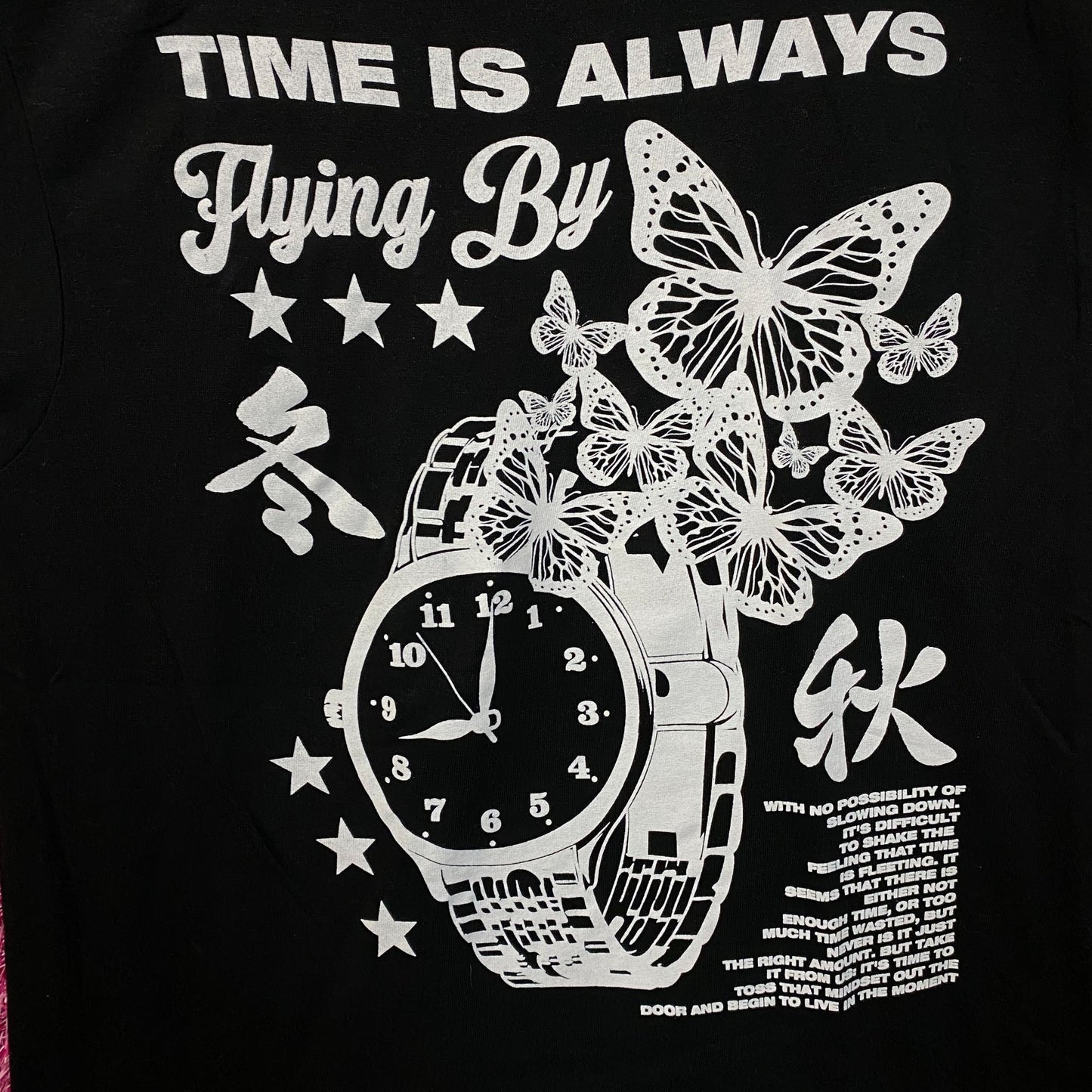 Fashion Nova Time Is Always Flying By Graphic T-Shirt Medium
