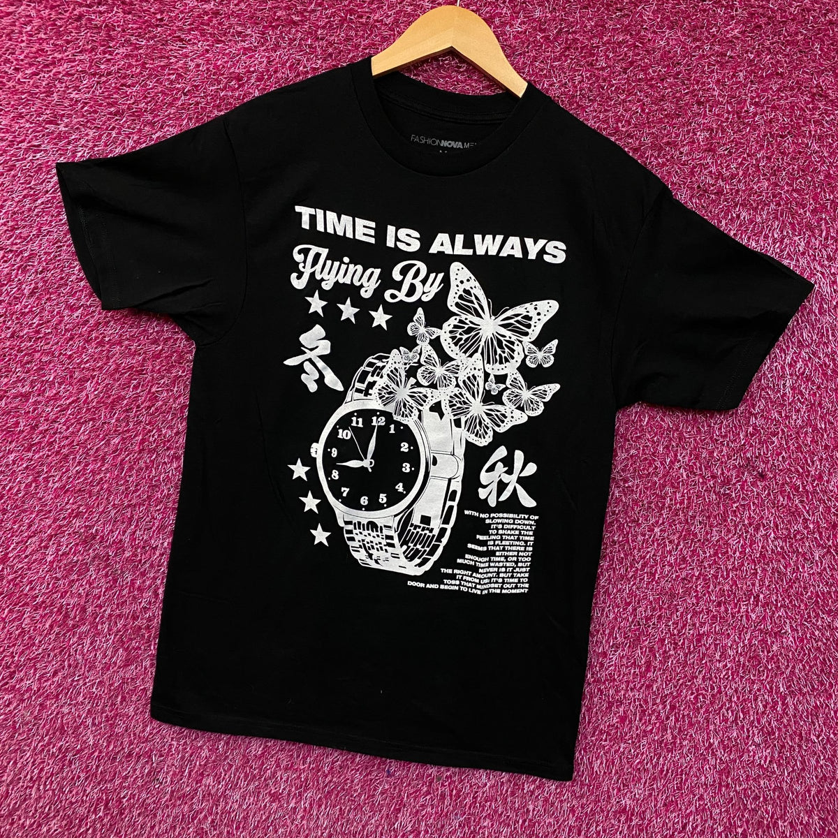 Fashion Nova Time Is Always Flying By Graphic T-Shirt Medium