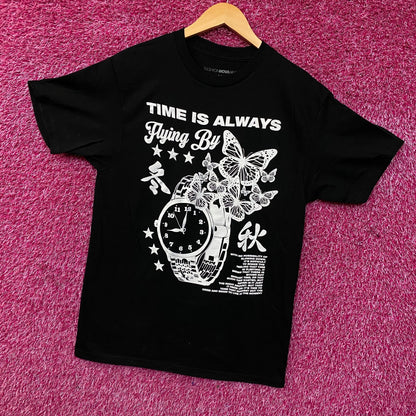 Fashion Nova Time Is Always Flying By Graphic T-Shirt Medium