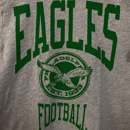 Junk Food Clothing Philadelphia Eagles Touchdown Vintage Style Graphic T-Shirt Small