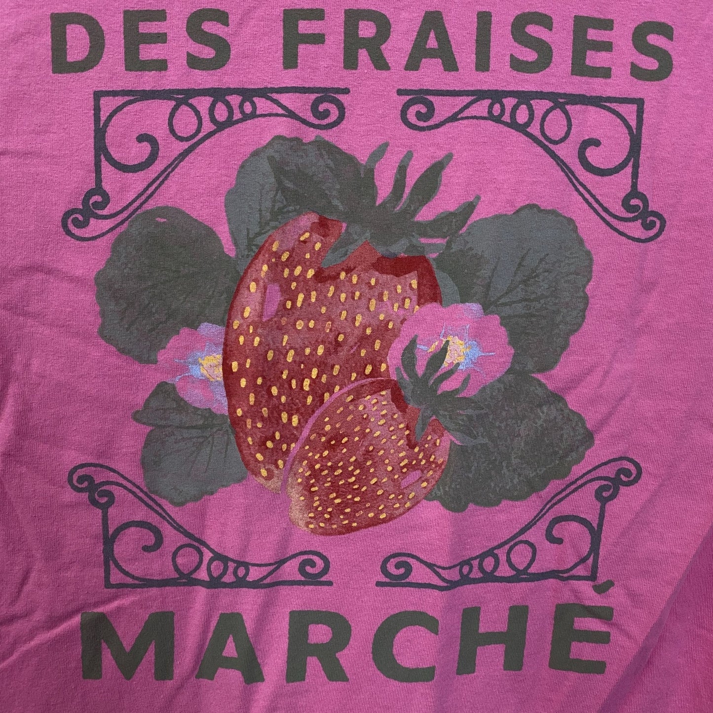 Junk Food Des Fraises Marché Cute Graphic T-Shirt Small