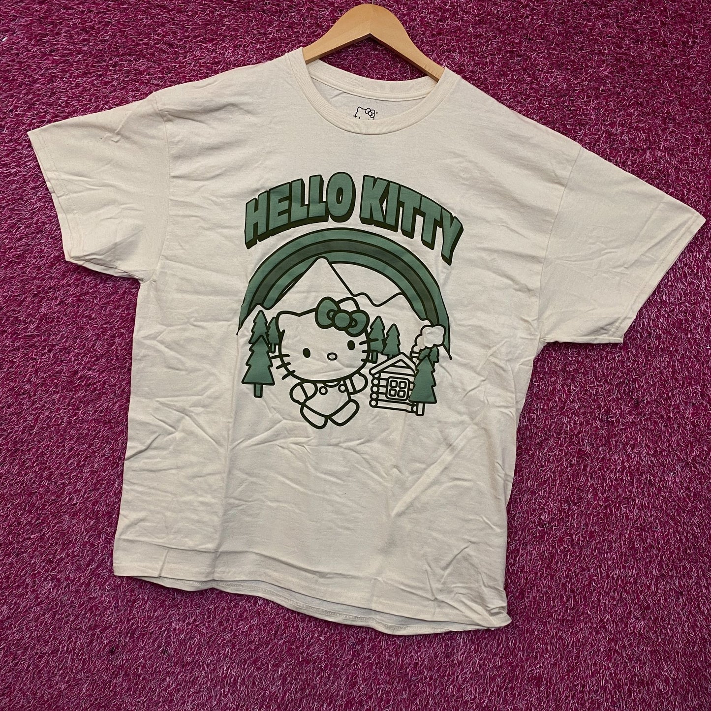 Sanrio Hello Kitty Outdoors Cute Graphic T-Shirt Large