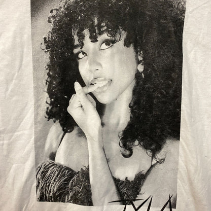 Tyla We Wanna Party Album Poster T-Shirt Medium