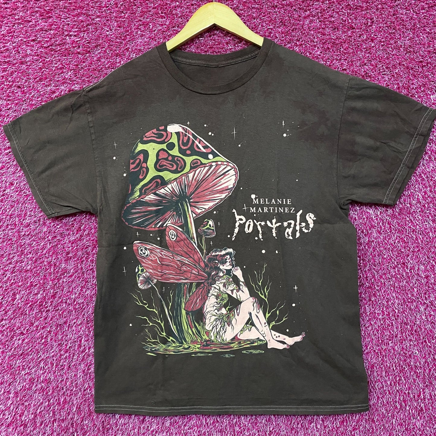 Melanie Martinez Portals Fairy Mushroom Tshirt size Large