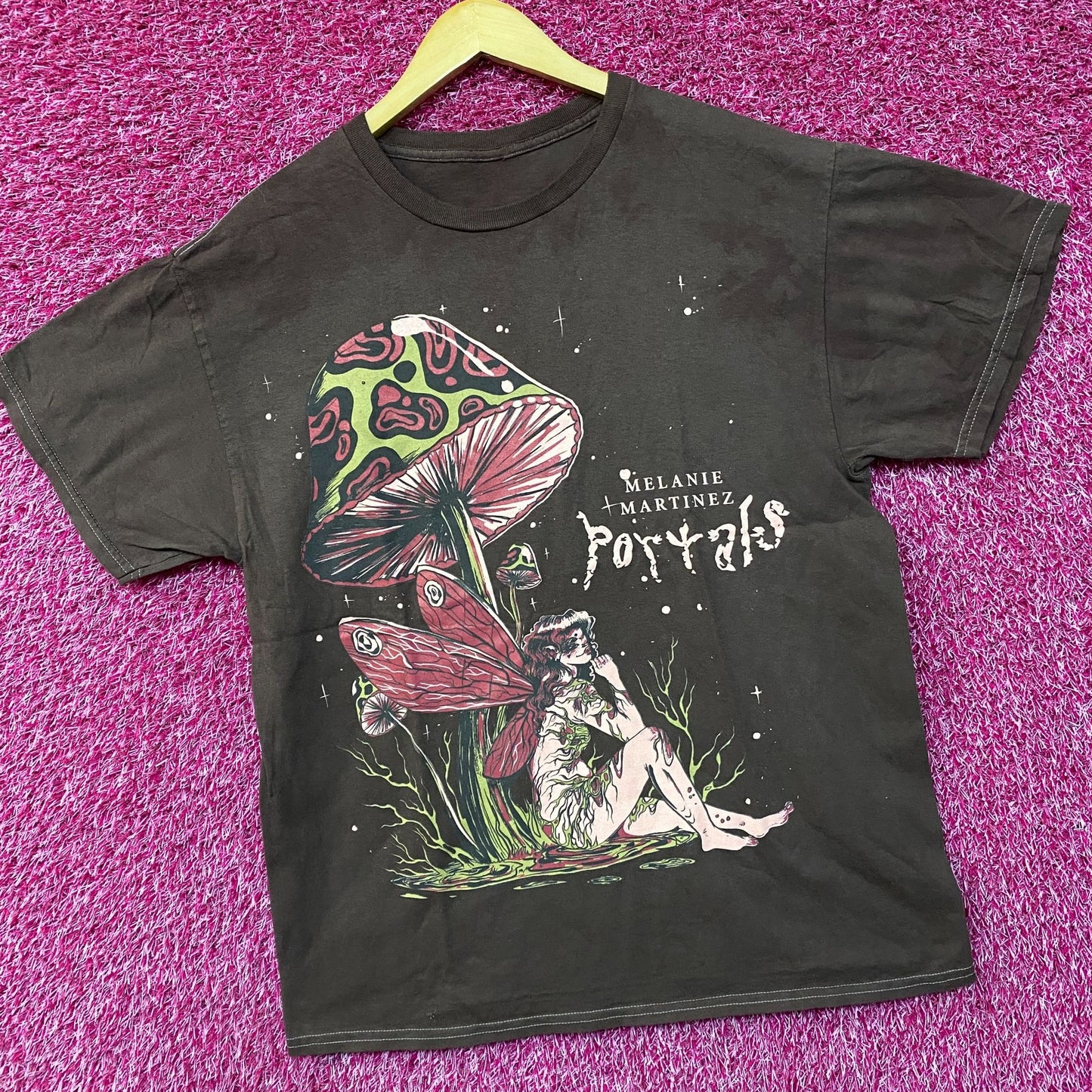 Melanie Martinez Portals Fairy Mushroom Tshirt size Large