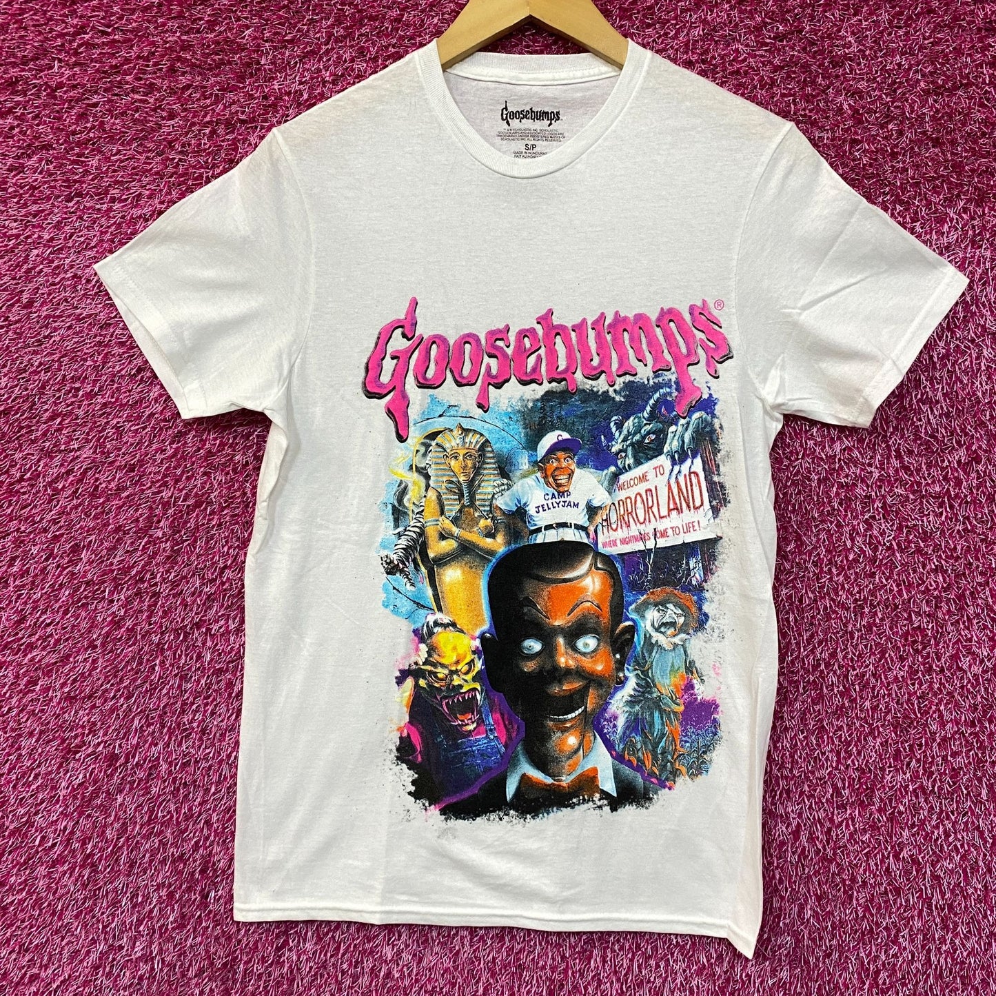 Goosebumps RL Stine Horror Series Cover Art Collage Tee Small