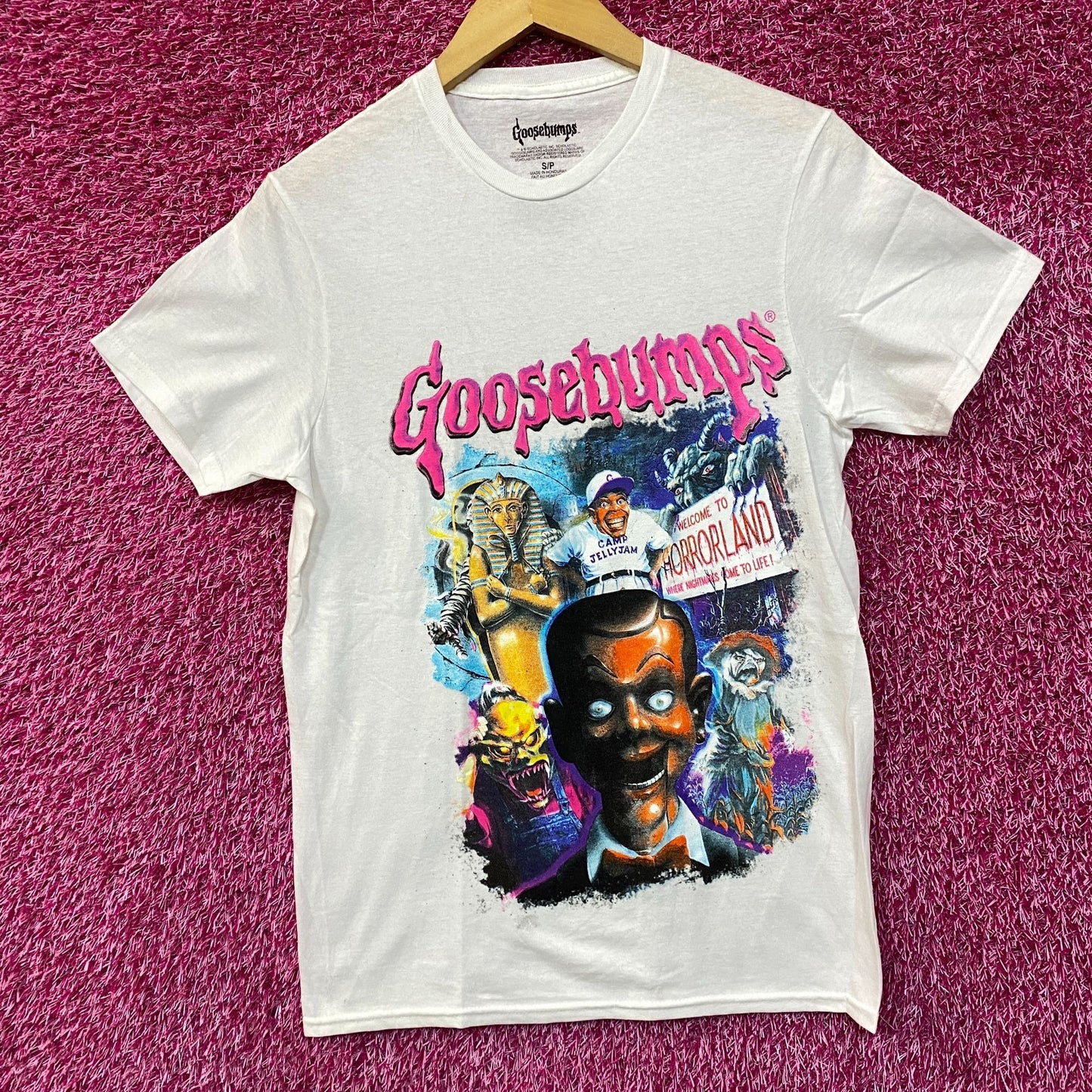 Goosebumps RL Stine Horror Series Cover Art Collage Tee Small