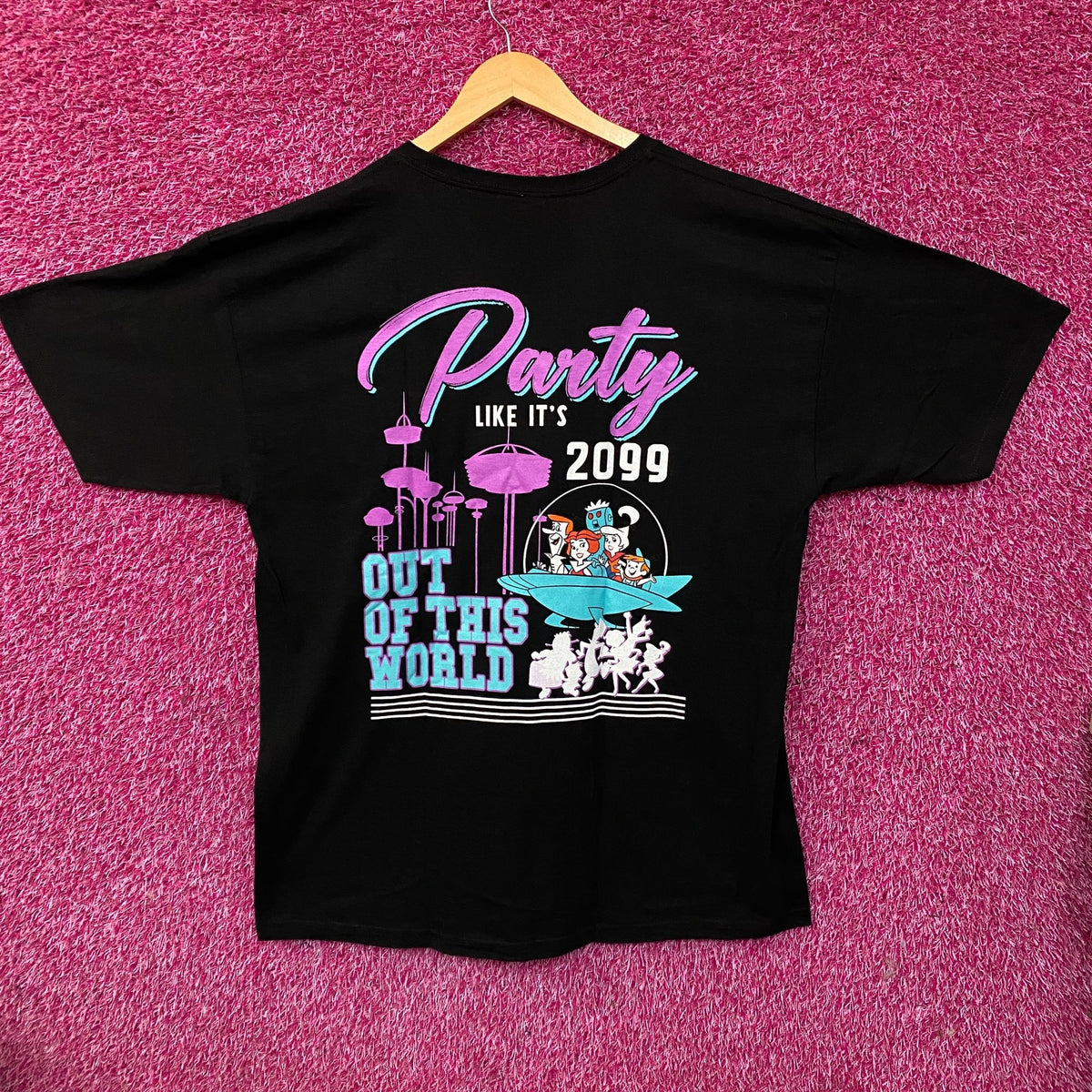 The Jetsons "Out Of This World" Glow In The Dark Graphic T-Shirt XL