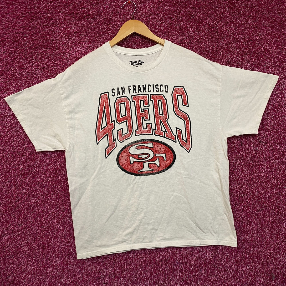 San Francisco 49ers Classic Style Logo Tshirt size XL
