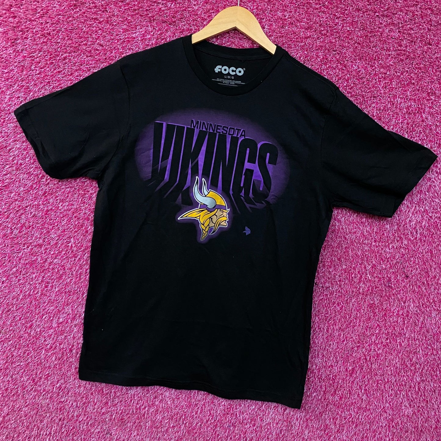 FOCO NFL Minnesota Vikings Logo Graphic T-Shirt Large
