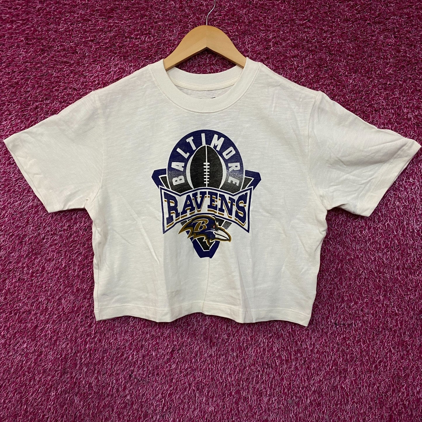 Junk Food Clothing Baltimore Ravens Women's Mock Neck Crop T-Shirt Small