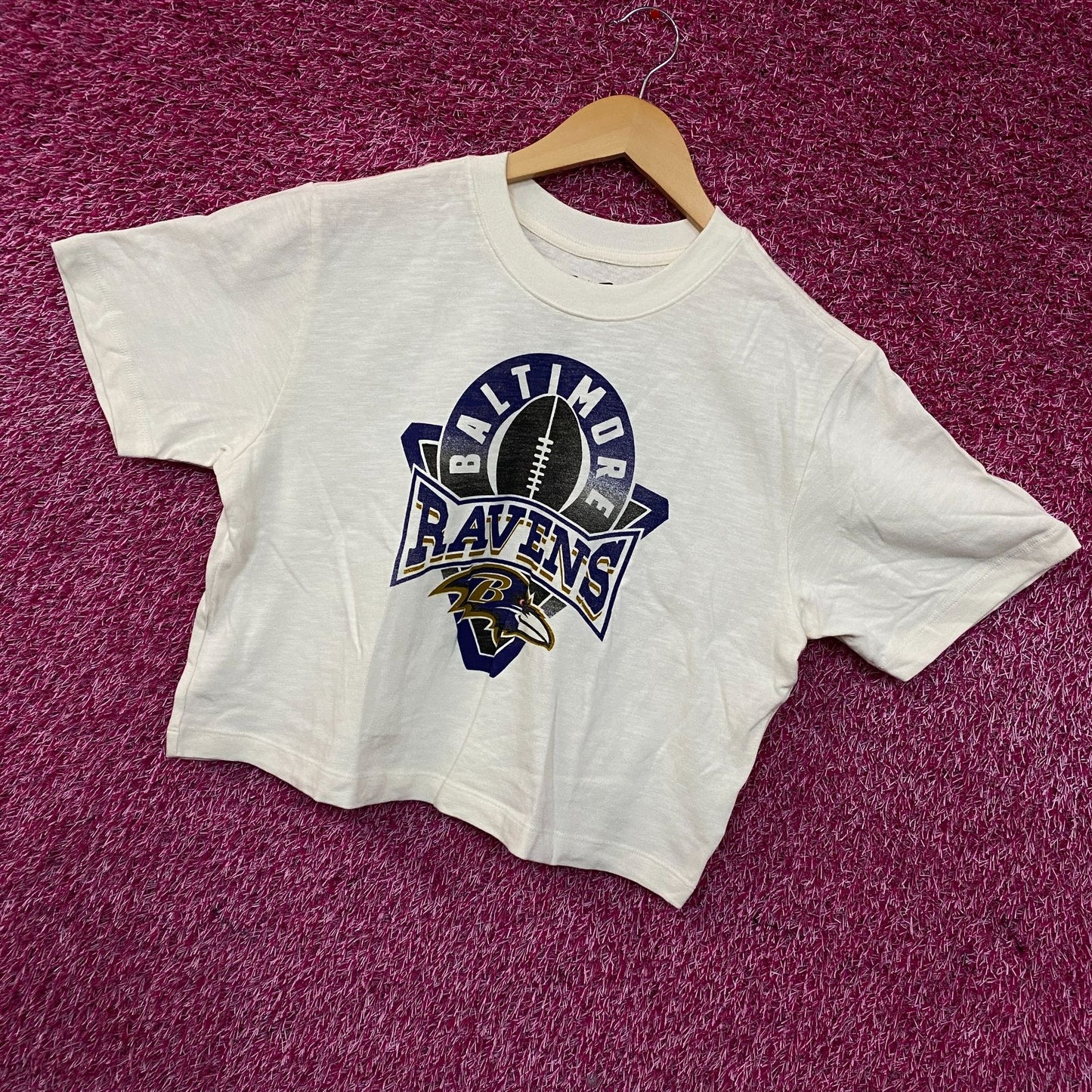 Junk Food Clothing Baltimore Ravens Women's Mock Neck Crop T-Shirt Small