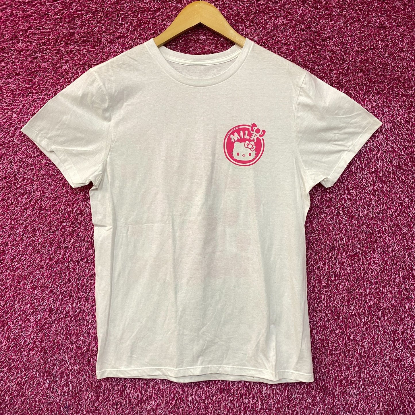 Hello Kitty Strawberry Milk Kawaii Graphic Design T-Shirt Small