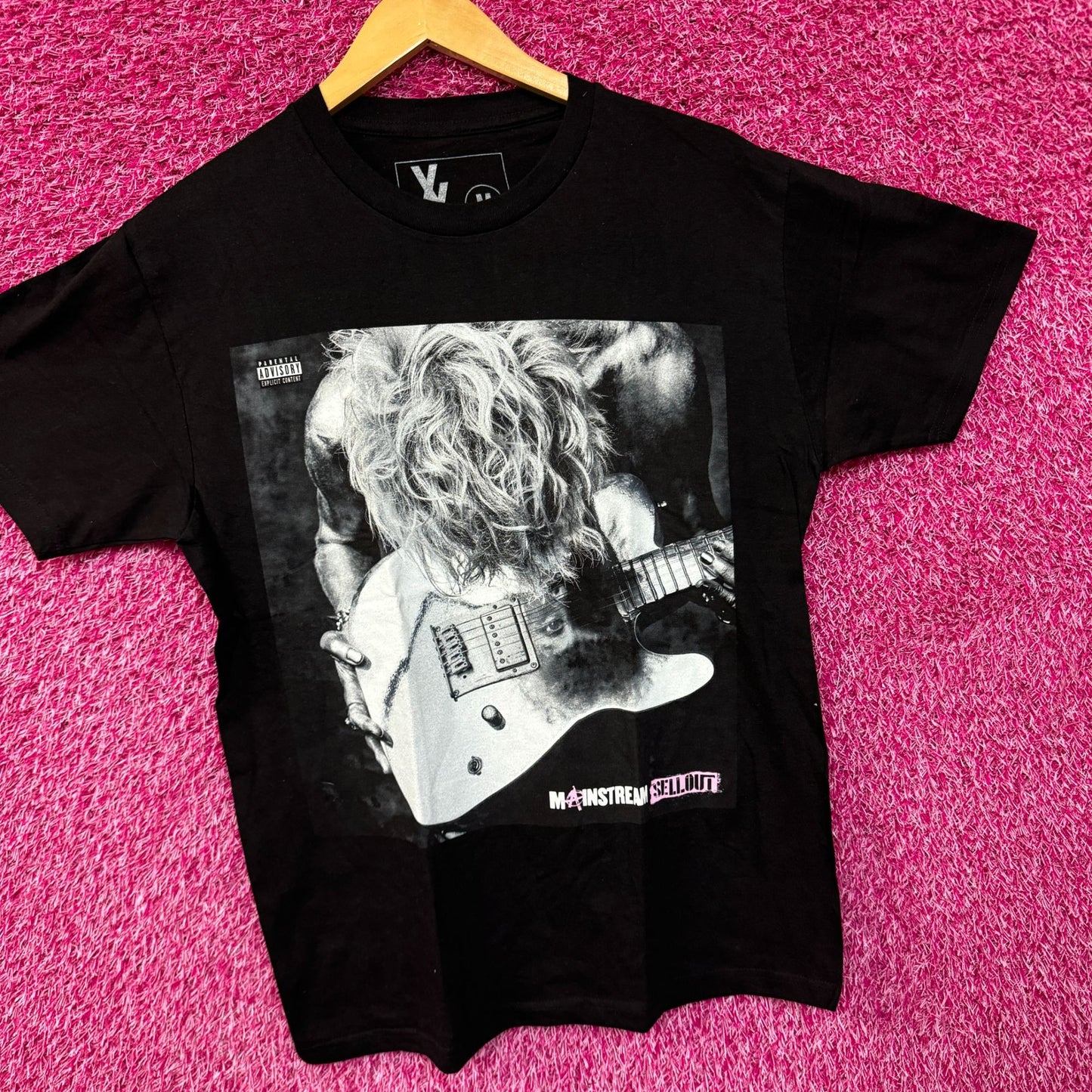 Machine Gun Kelly Mainstream Sell Out Album Art Rock Tee M