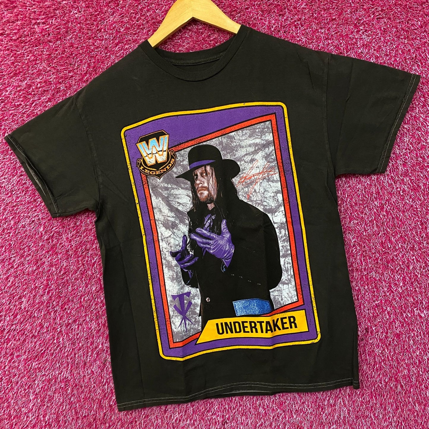 WWE The Undertaker Trading Card T-Shirt Medium