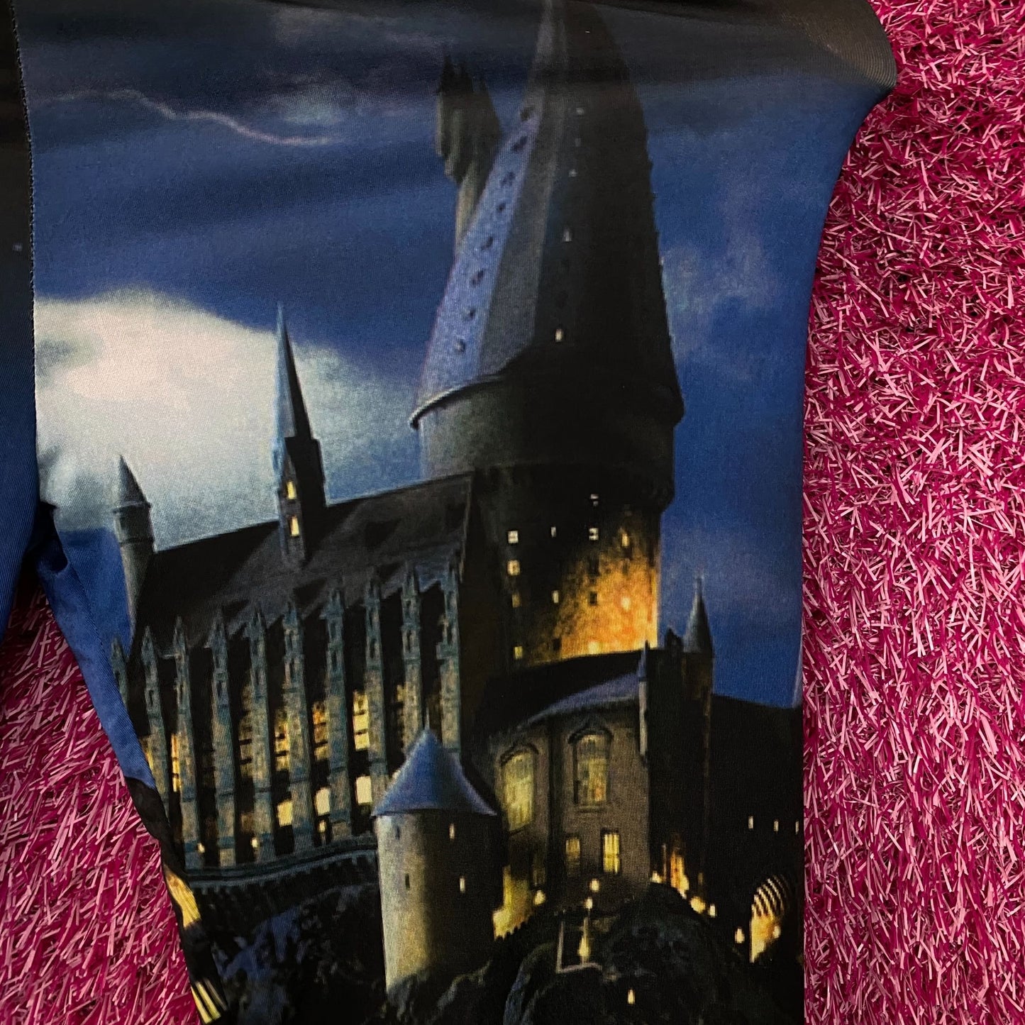 Harry Potter Hogwarts-Themed Graphic Leggings XS