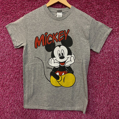 Disney Mickey Mouse Sitting Graphic T-Shirt Small