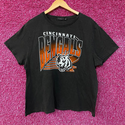 Junk Food Clothing NFL Cincinnati Bengals Chrome Retro Style Women's T-Shirt 2XL
