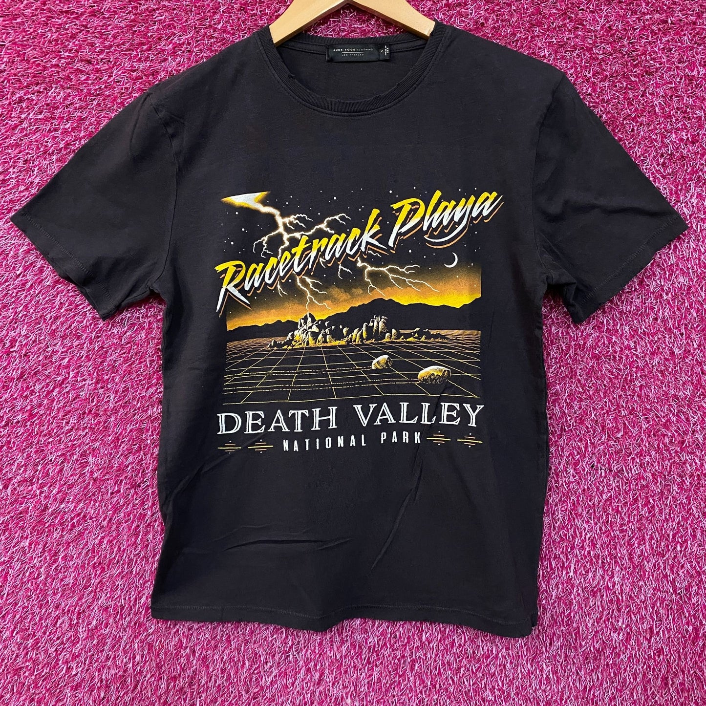 Junk Food Clothing Racetrack Playa Death Valley Women's Vintage Style Tee Small