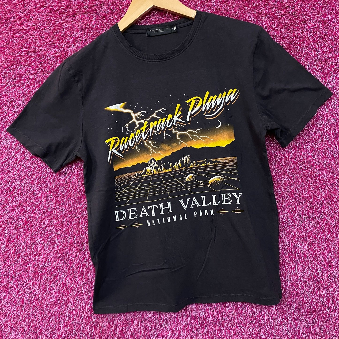 Junk Food Clothing Racetrack Playa Death Valley Women's Vintage Style Tee Small
