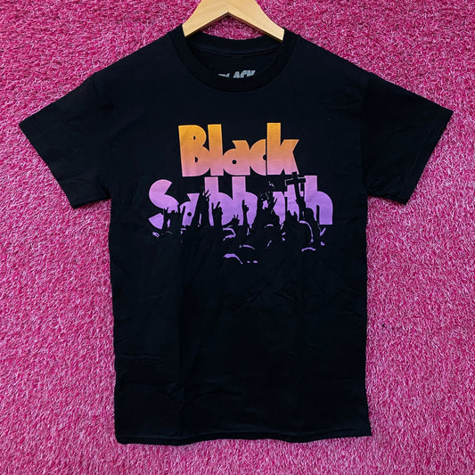 Black Sabbath Crowd Logo Heavy Metal Band T-Shirt Small