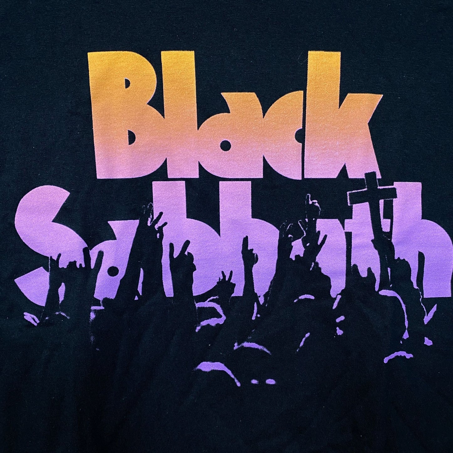 Black Sabbath Crowd Logo Heavy Metal Band T-Shirt Small