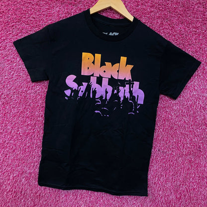 Black Sabbath Crowd Logo Heavy Metal Band T-Shirt Small