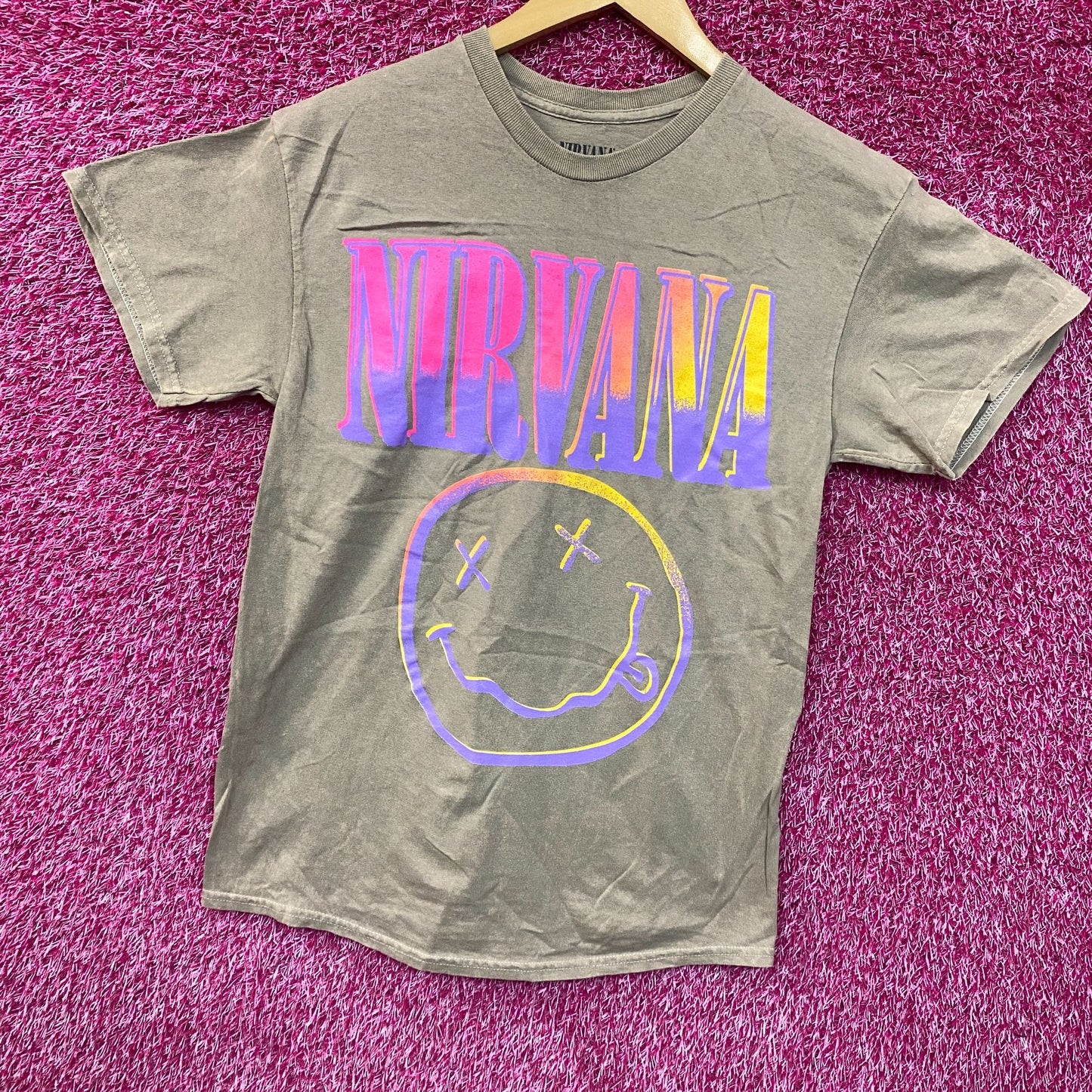 Nirvana Nevermind Dead Smiley Beige Sunset Smiley T-Shirt Medium