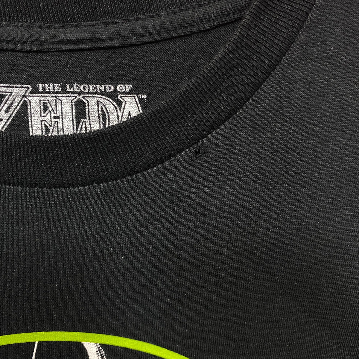 Nintendo The Legend of Zelda: Breath of the Wild Graphic T-Shirt Medium