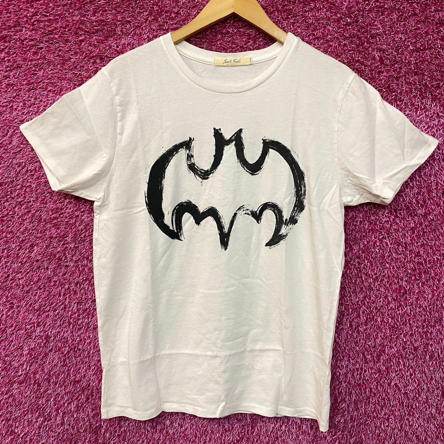 Batman Logo Junk Food Tshirt Small