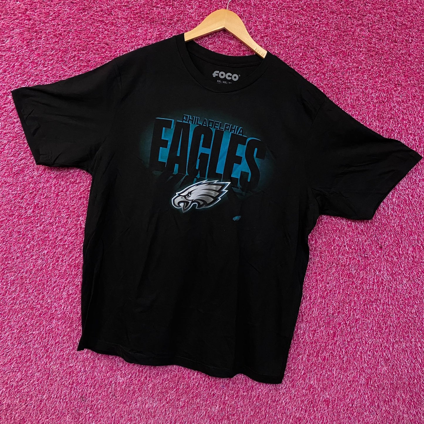 FOCO NFL Philadelphia Eagles Logo Graphic T-Shirt 2XL