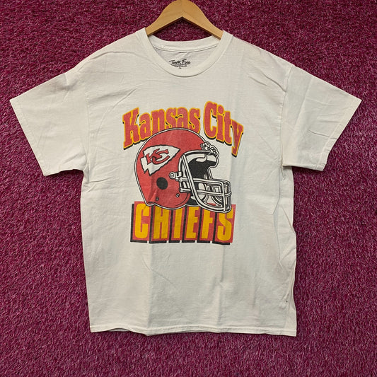 NFL Kansas City Chief Vintage Style Helmet Logo Football T-Shirt XL