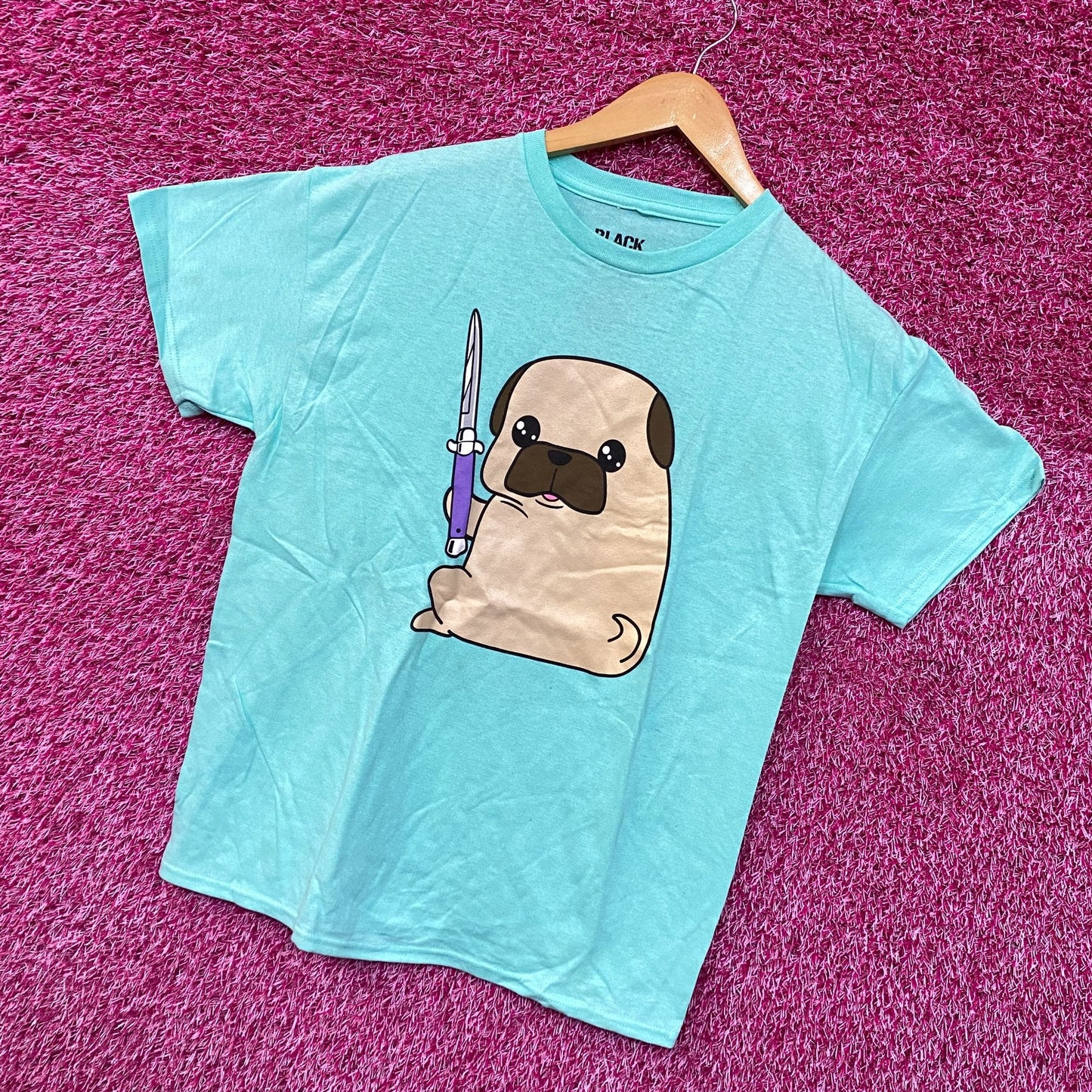 Doug The Thug Pug Butterfly Knife Kawaii Pop Art Tee M