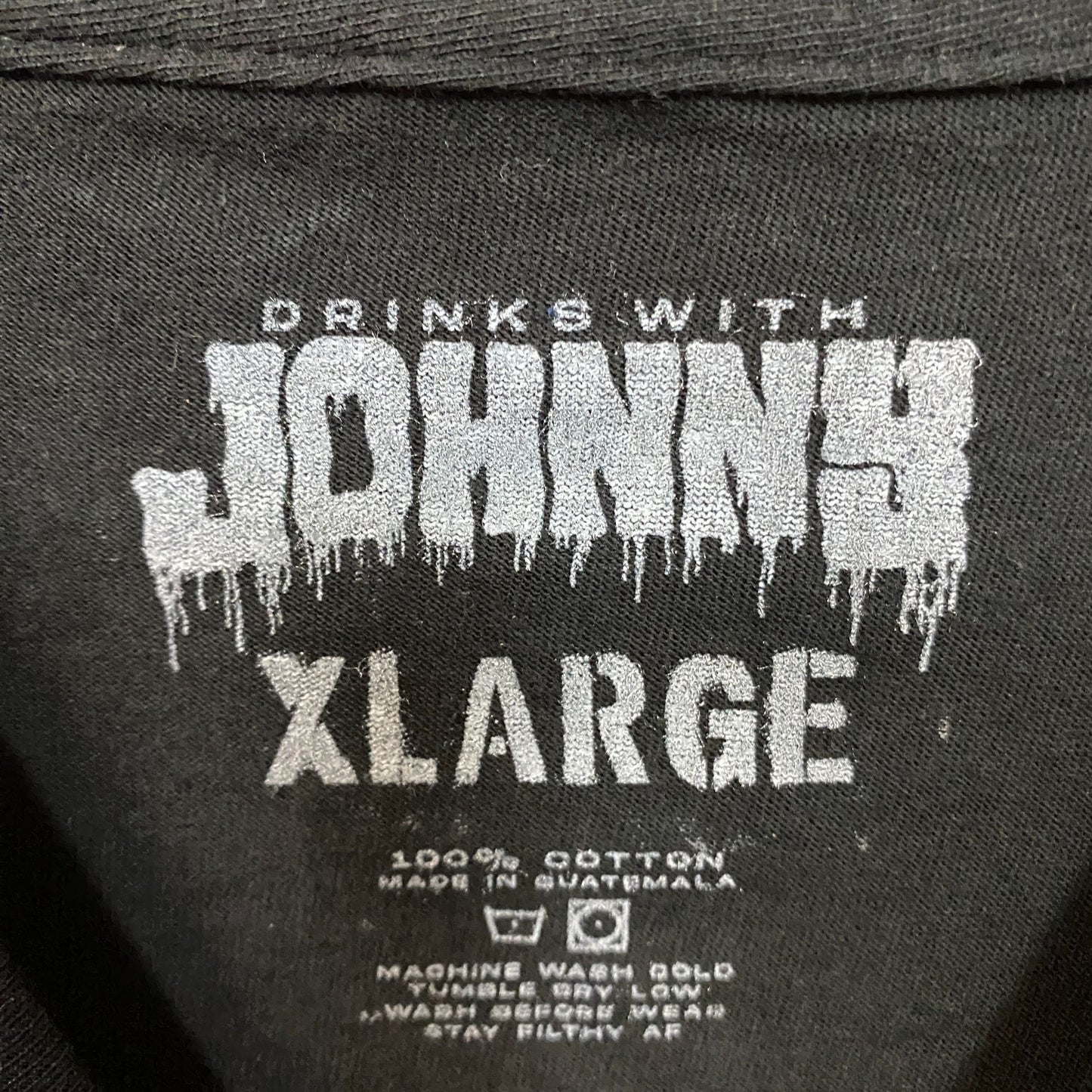 Drinks With Johnny The Summoning T-Shirt XL