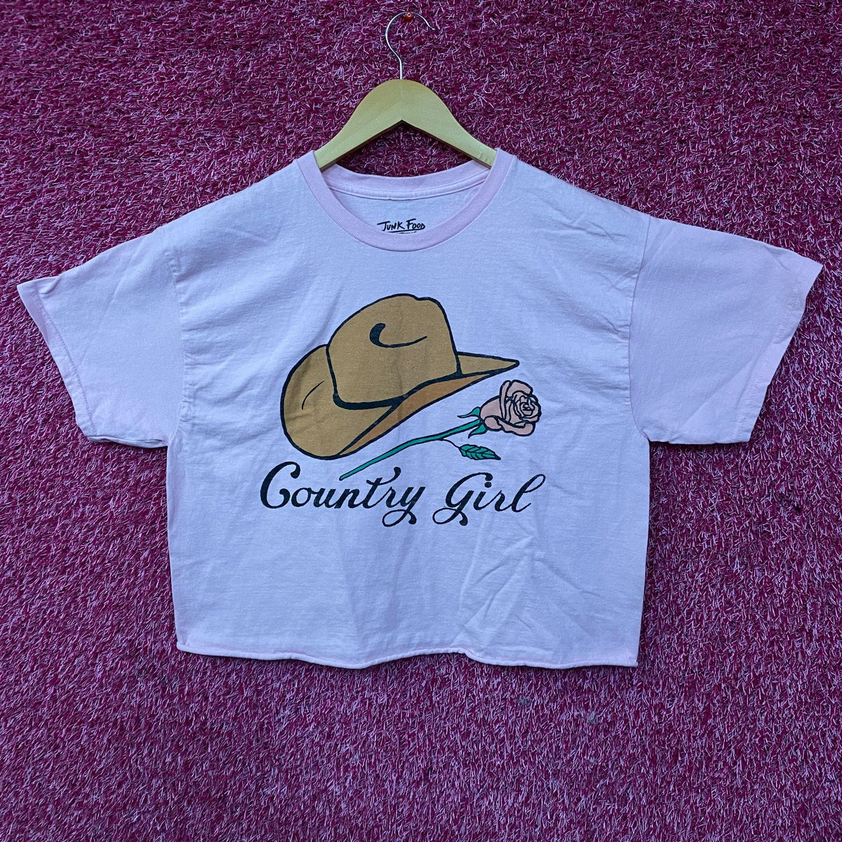Junk Food Clothing Country Babe Cropped T-Shirt Medium