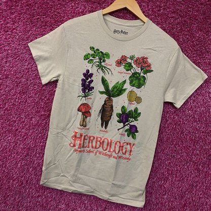 Harry Potter Hogwarts Herbology Graphic T-Shirt Small