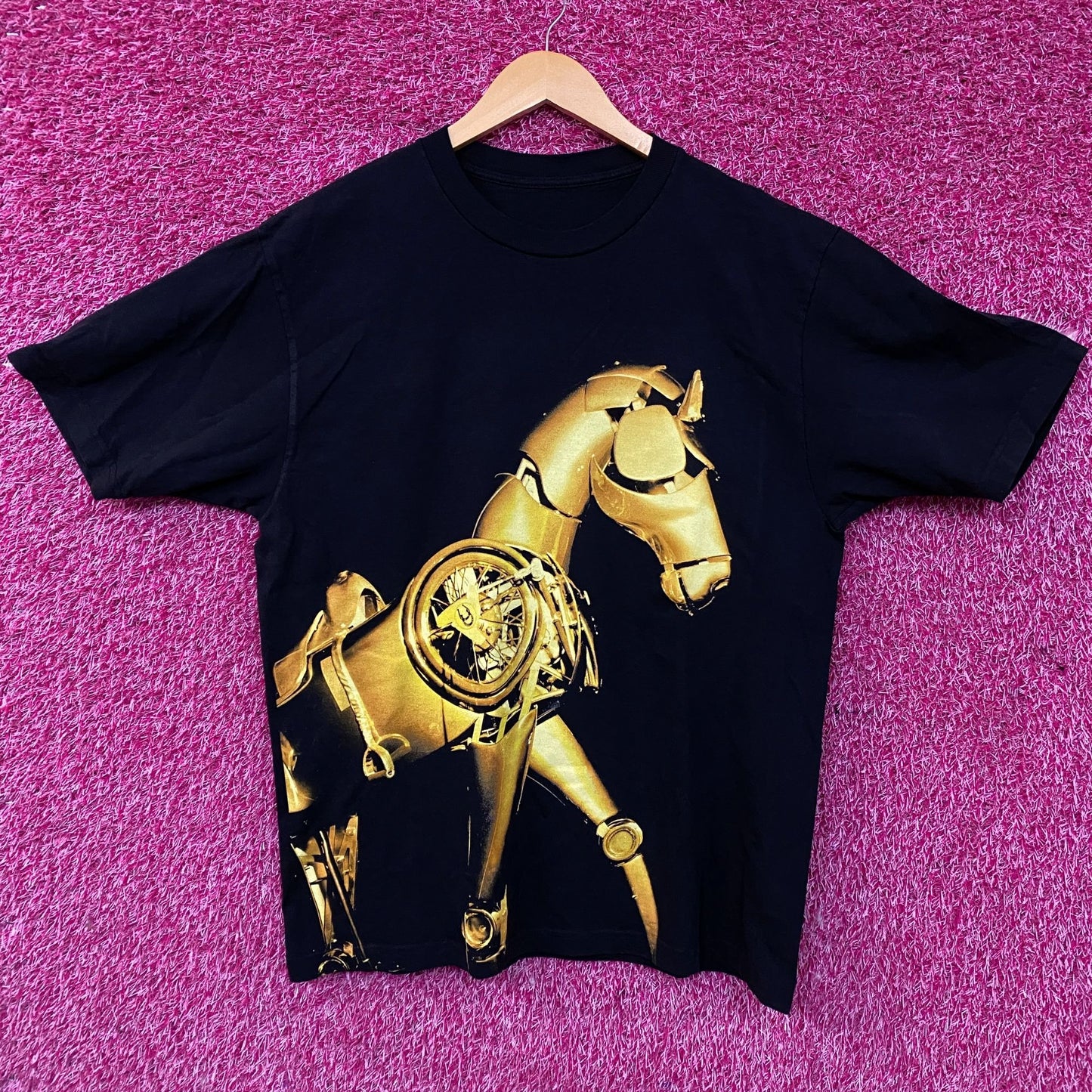 Beyoncé Cowboy Carter "Gold Chardonneigh" Graphic T-Shirt Large