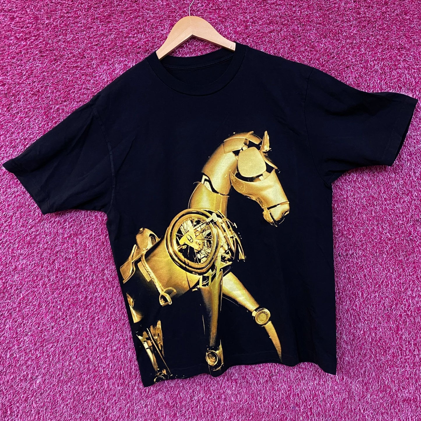 Beyoncé Cowboy Carter "Gold Chardonneigh" Graphic T-Shirt Large