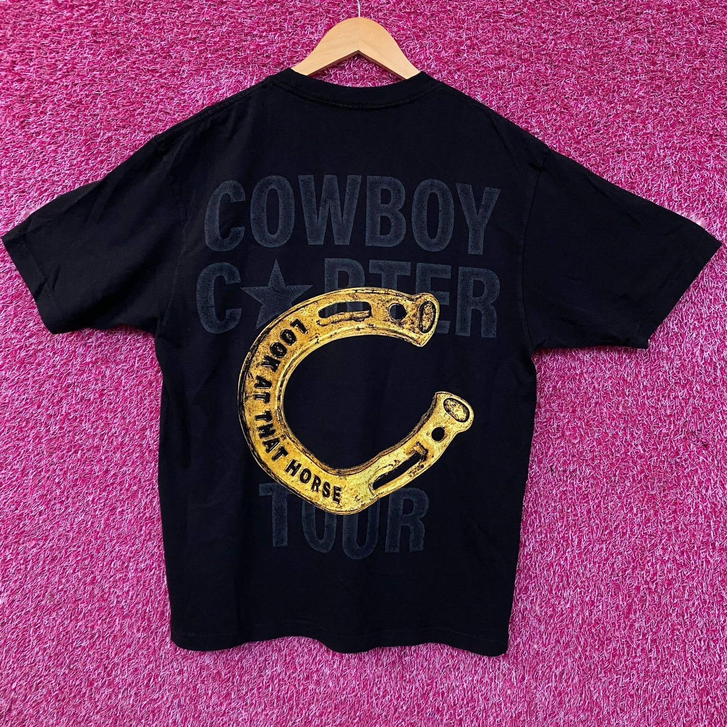 Beyoncé Cowboy Carter "Gold Chardonneigh" Graphic T-Shirt Large