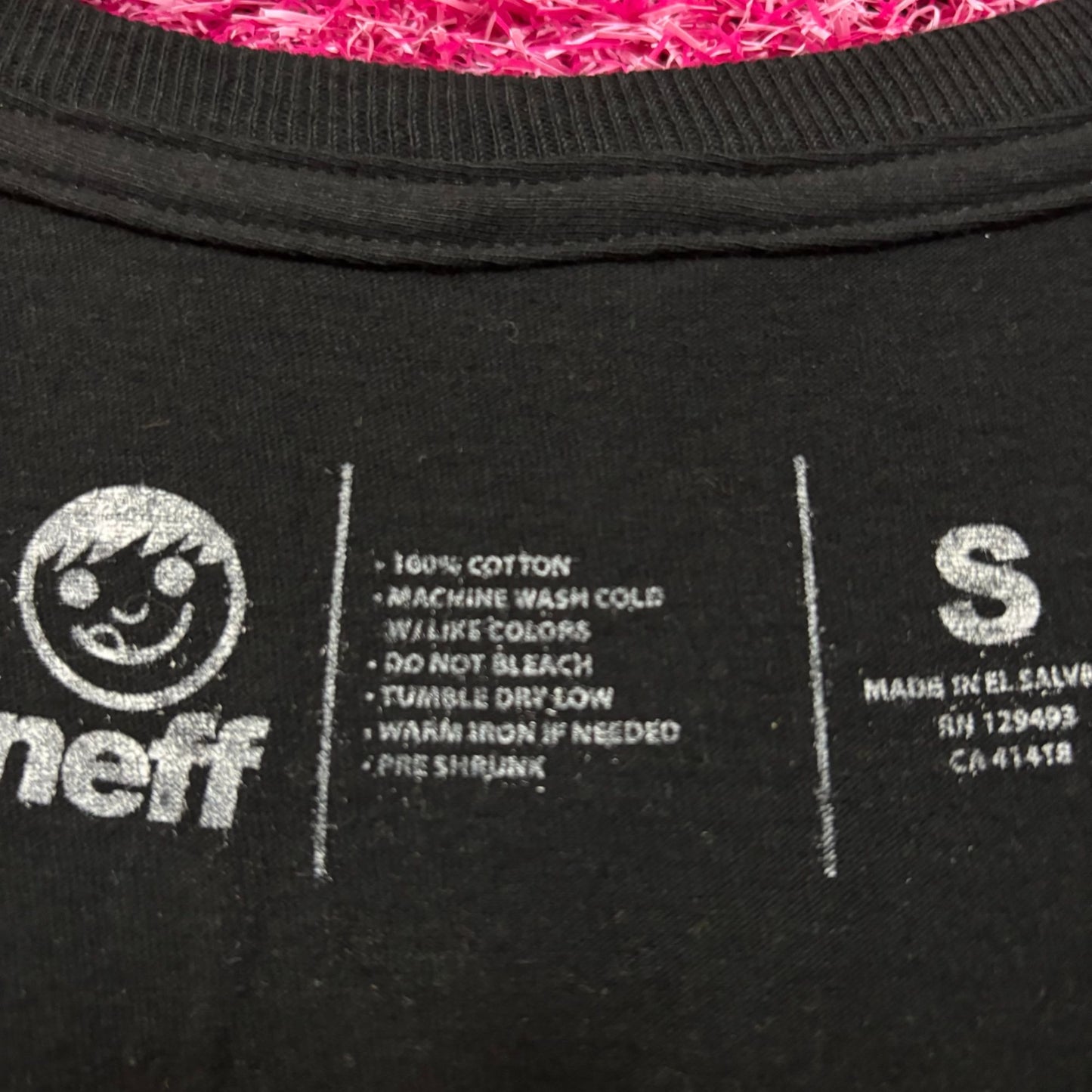 Neff Company Earth UFO Invasion Graphic Design T-Shirt Small