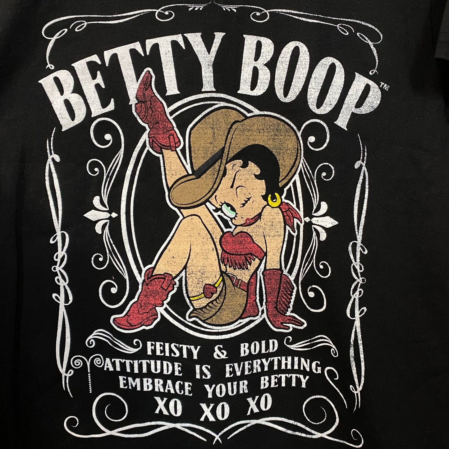 Betty Boop "Feisty & Bold" Cowgirl Cute Graphic T-Shirt Medium