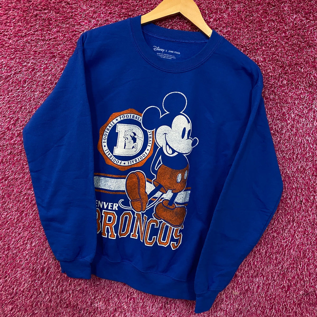 Junk Food x Disney Denver Broncos Mickey Crewneck Sweatshirt Small