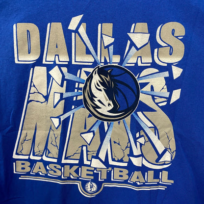 Junk Food Dallas Mavericks Break Through Basketball T-Shirt Small