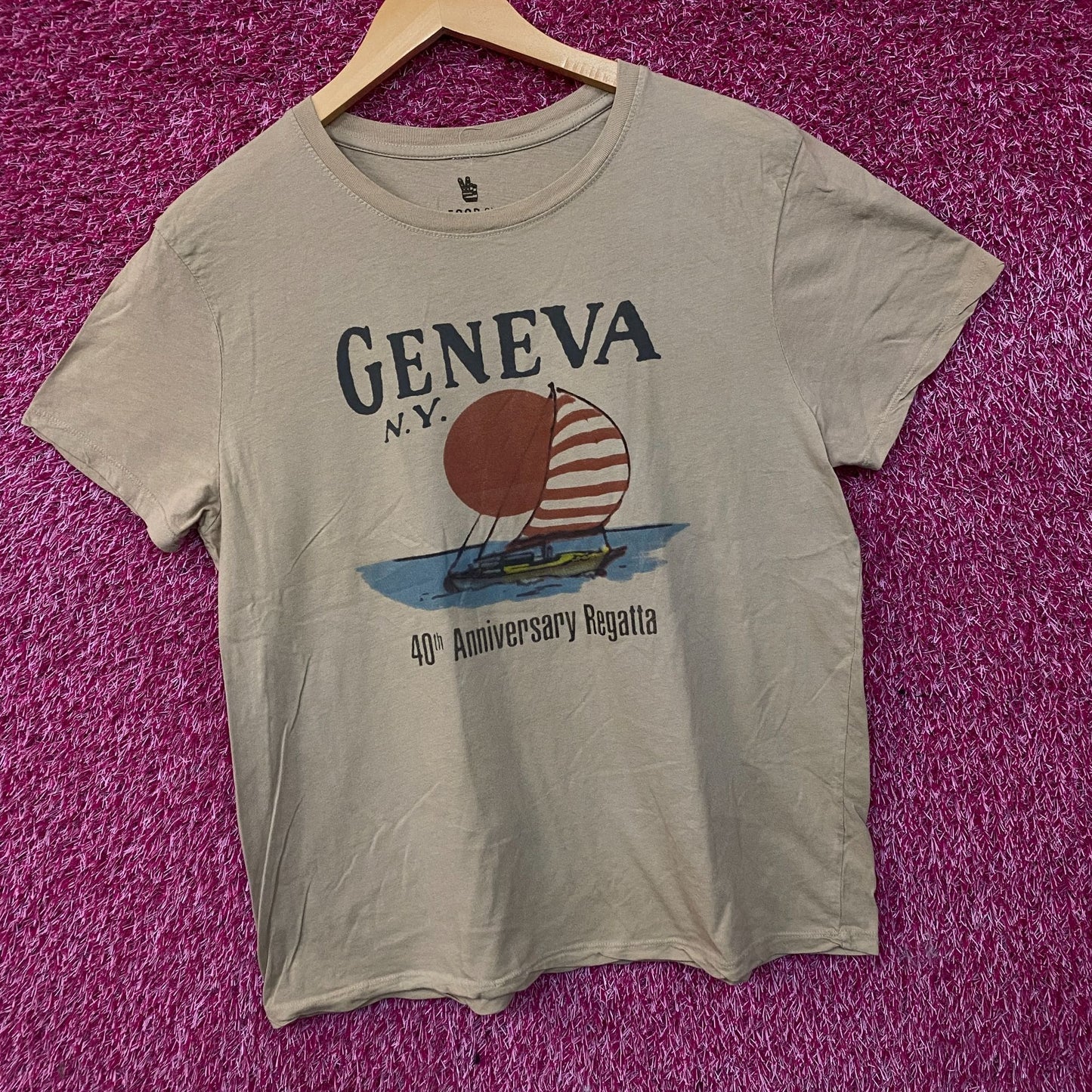 Junk Food Geneva, N.Y. 40th Anniversary Regatta Women's T-Shirt Large
