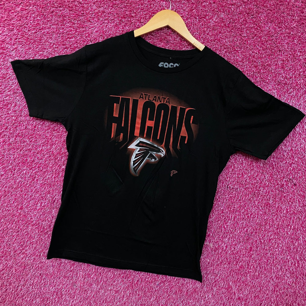 FOCO NFL Atlanta Falcons Team Logo Graphic T-Shirt Medium