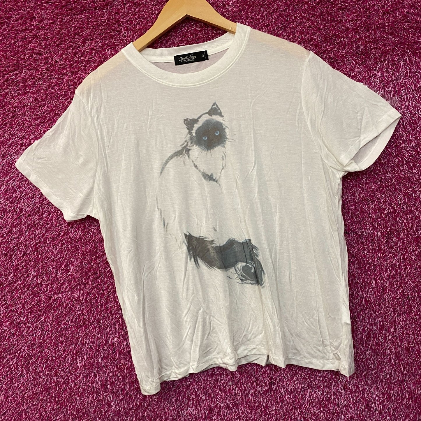 Junk Food Clothing Himalayan The Shadow Cat Retro Tissue Women's Tee XL